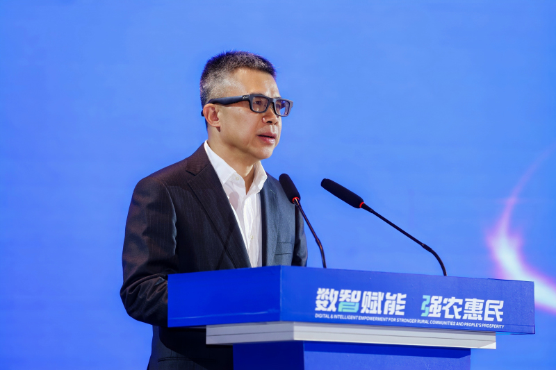自治区农业农村厅党组书记、厅长黄智宇发表致辞。主办方供图